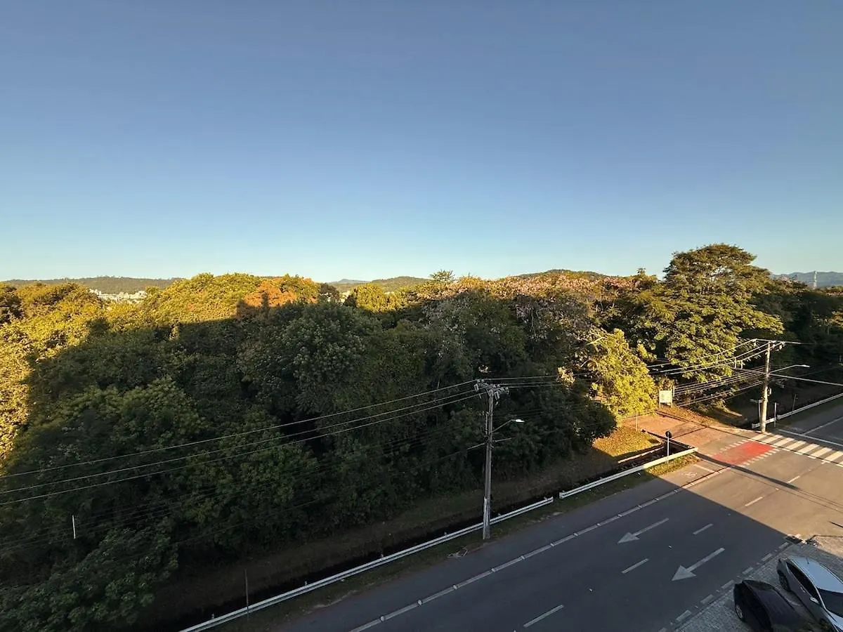 公寓 FlorianópolisApe Tropical | Open Shopping I Piscina I Garagem公寓 巴西